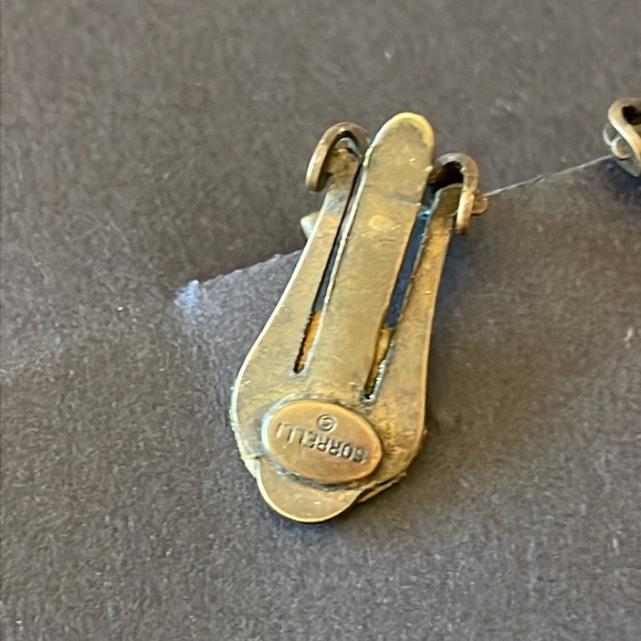 Stunning Sorrelli Vintage Clip On Earrings - Picture 4 of 10